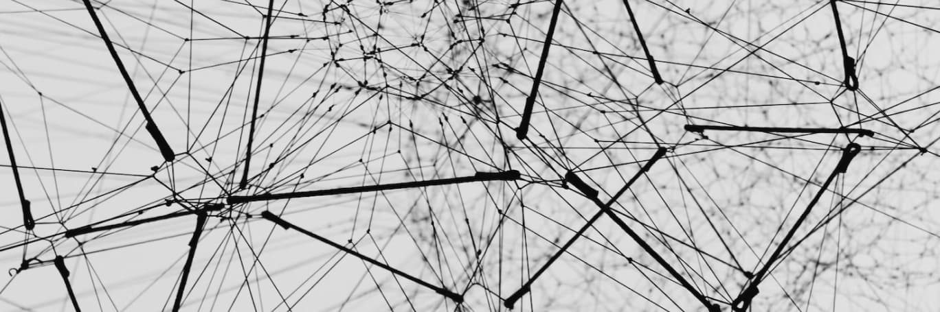 Integration Software vs. Custom API Development: Choosing the Right Approach